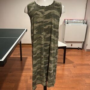 Caslon Green Sheath Midi Dress Sleeveless Crew Neck